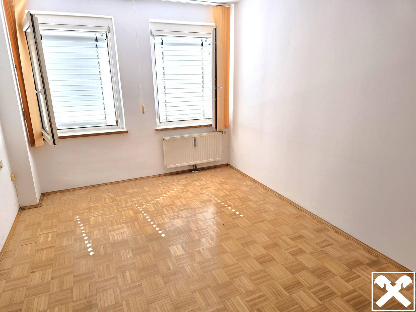 Lichtdurchflutete Wohnung im Zentrum mit großer Terrasse und Aufzug