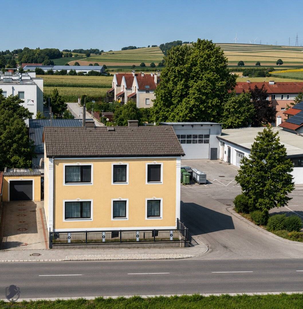 Großzügiges Wohnhaus mit Terrasse, Garage und viel Platz in Atzenbrugg