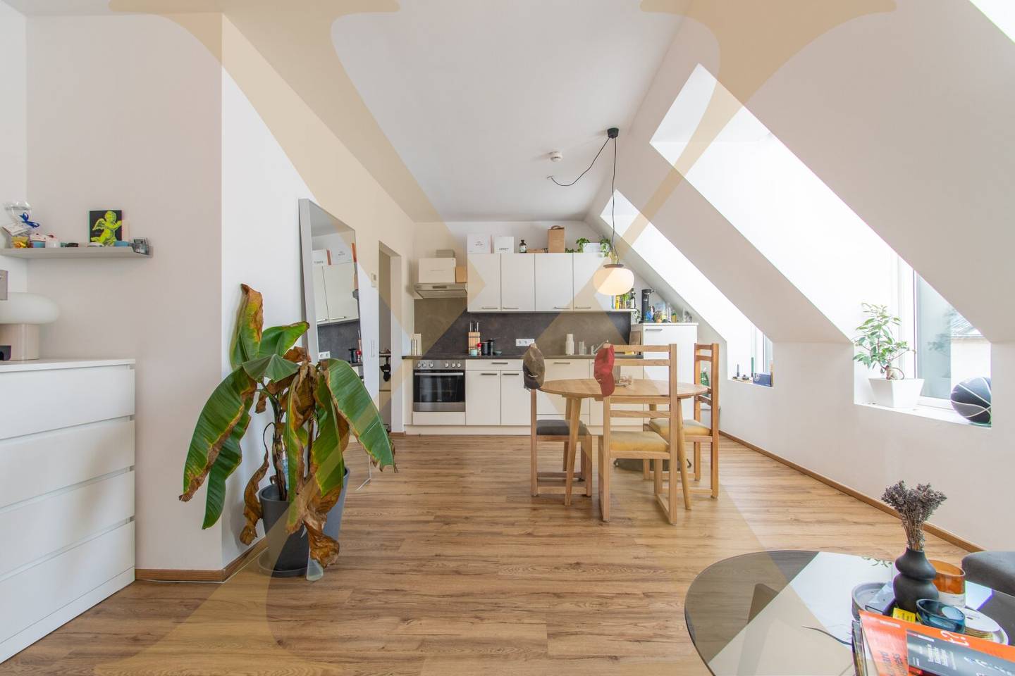Modern 2-room attic apartment with high-quality kitchen near Lentia for rent