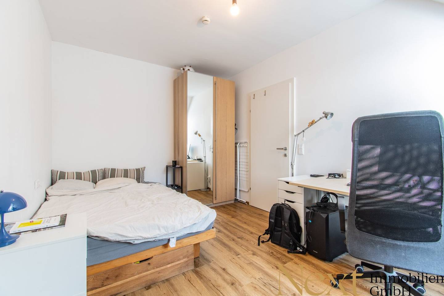 Modern 2-room attic apartment with high-quality kitchen near Lentia for rent