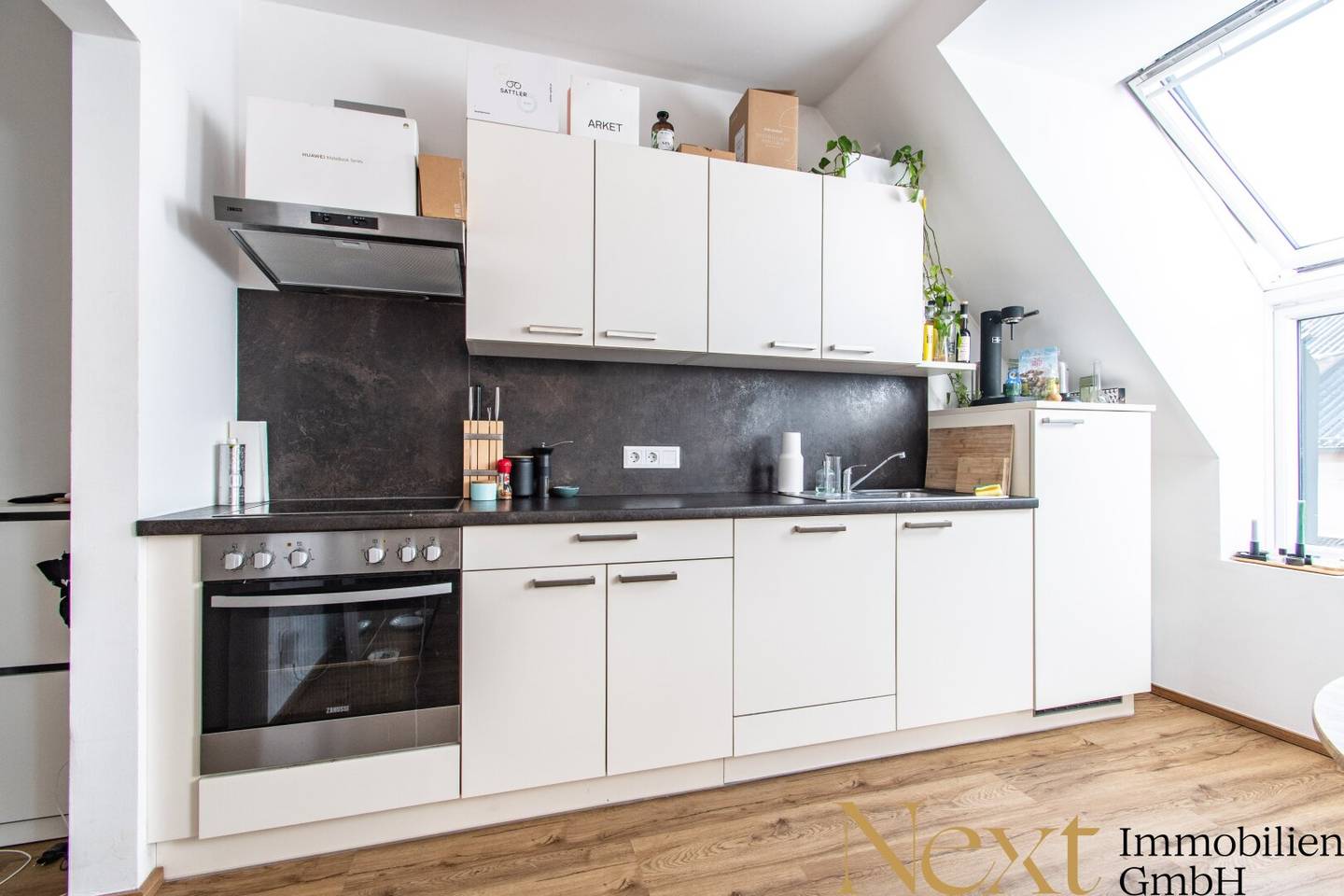 Modern 2-room attic apartment with high-quality kitchen near Lentia for rent