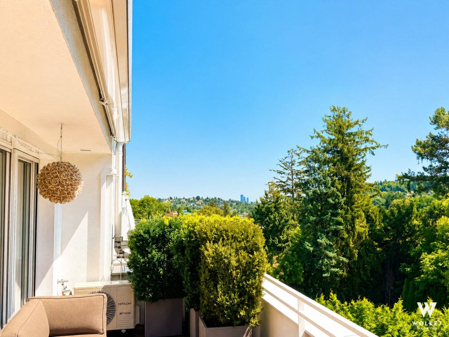 Exclusive living at the highest level – Design, tranquility and generosity | Neustift am Walde | American International School