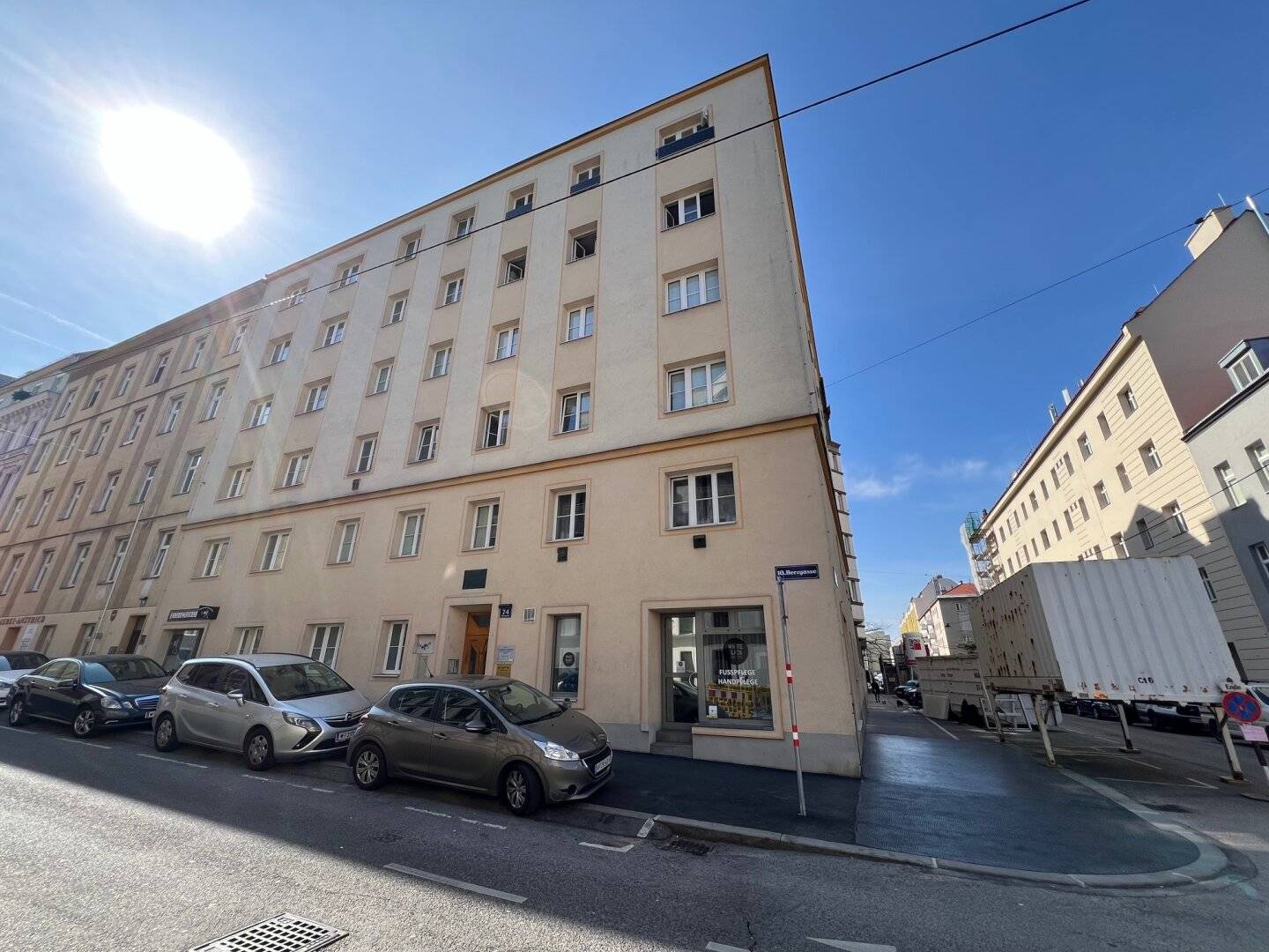 Vielseitig nutzbares Geschäftslokal mit ca. 30m² im 10. Bezirk