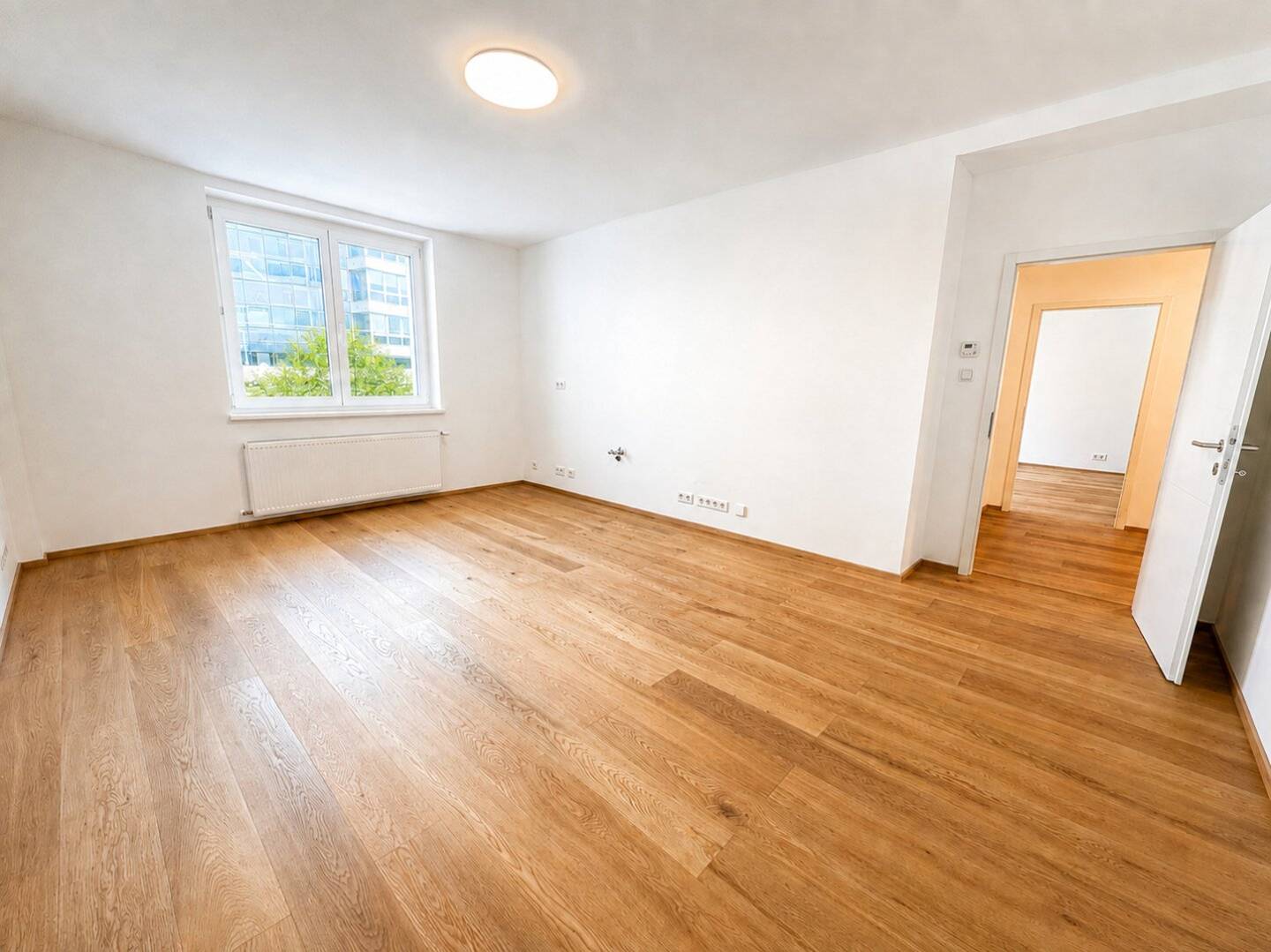 Renovated 3-room apartment in the 3rd district – parquet flooring | top location | available immediately