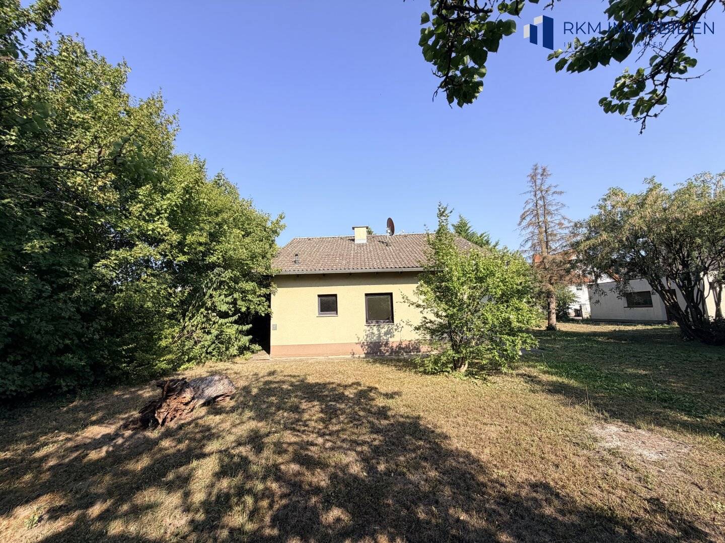 Großes Baugrundstück 1074m² in 1220 Wien – *EIGENGRUND*