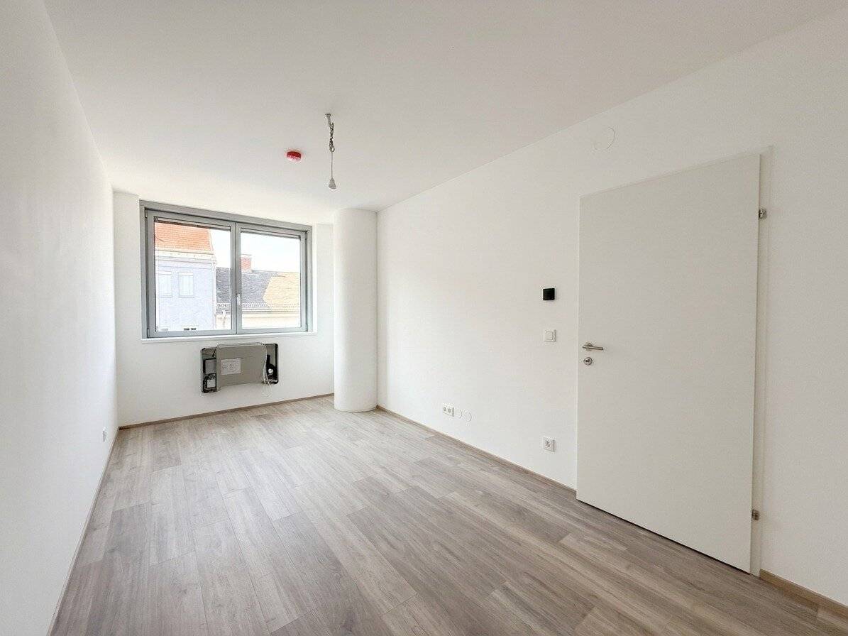 Gekühlter Erstbezug in 2-Zimmer Wohnung mit idealer Anbindung an U4/U6