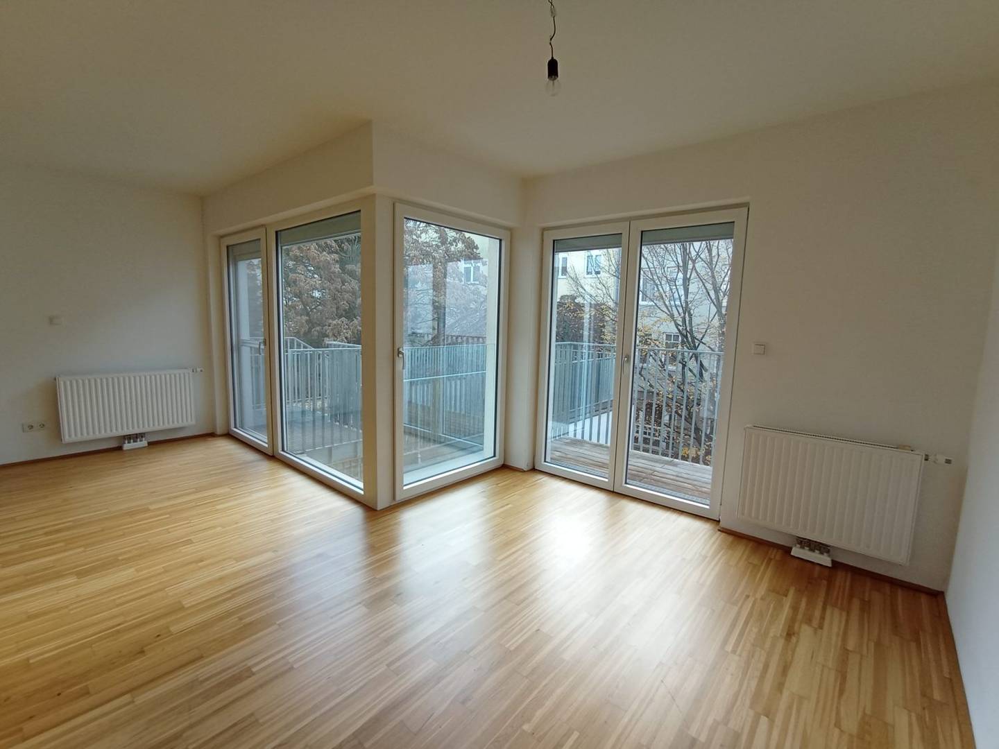 Modern apartment with garden and terrace near U6