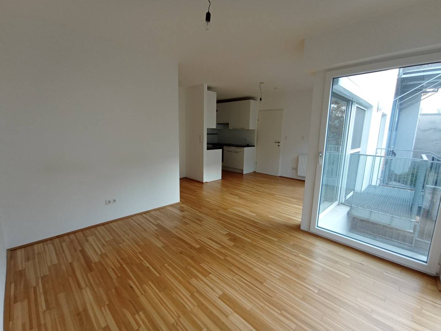 Modern apartment with garden and terrace near U6