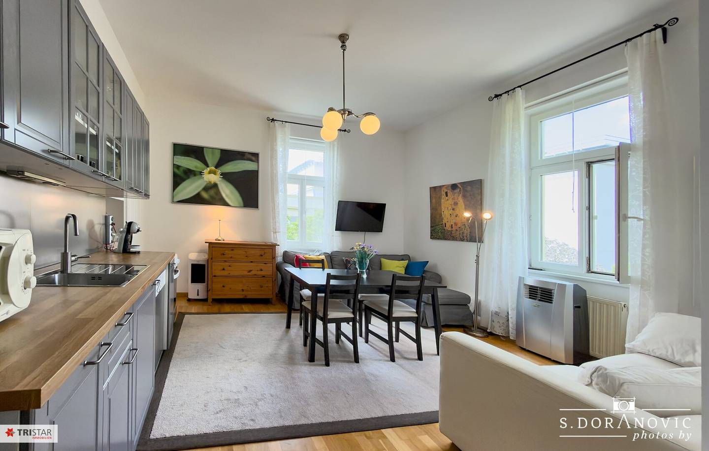 NEW! Viennese old building in the 20th district Bright 2-room old building apartment with elevator and view of greenery fully furnished 1200 Vienna