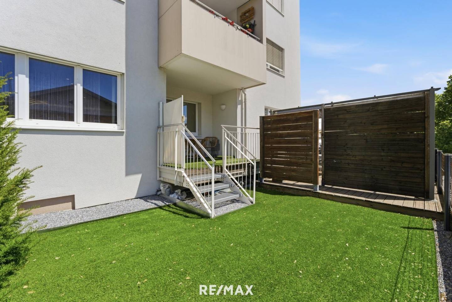 Furnished apartment with sunny terrace and lift