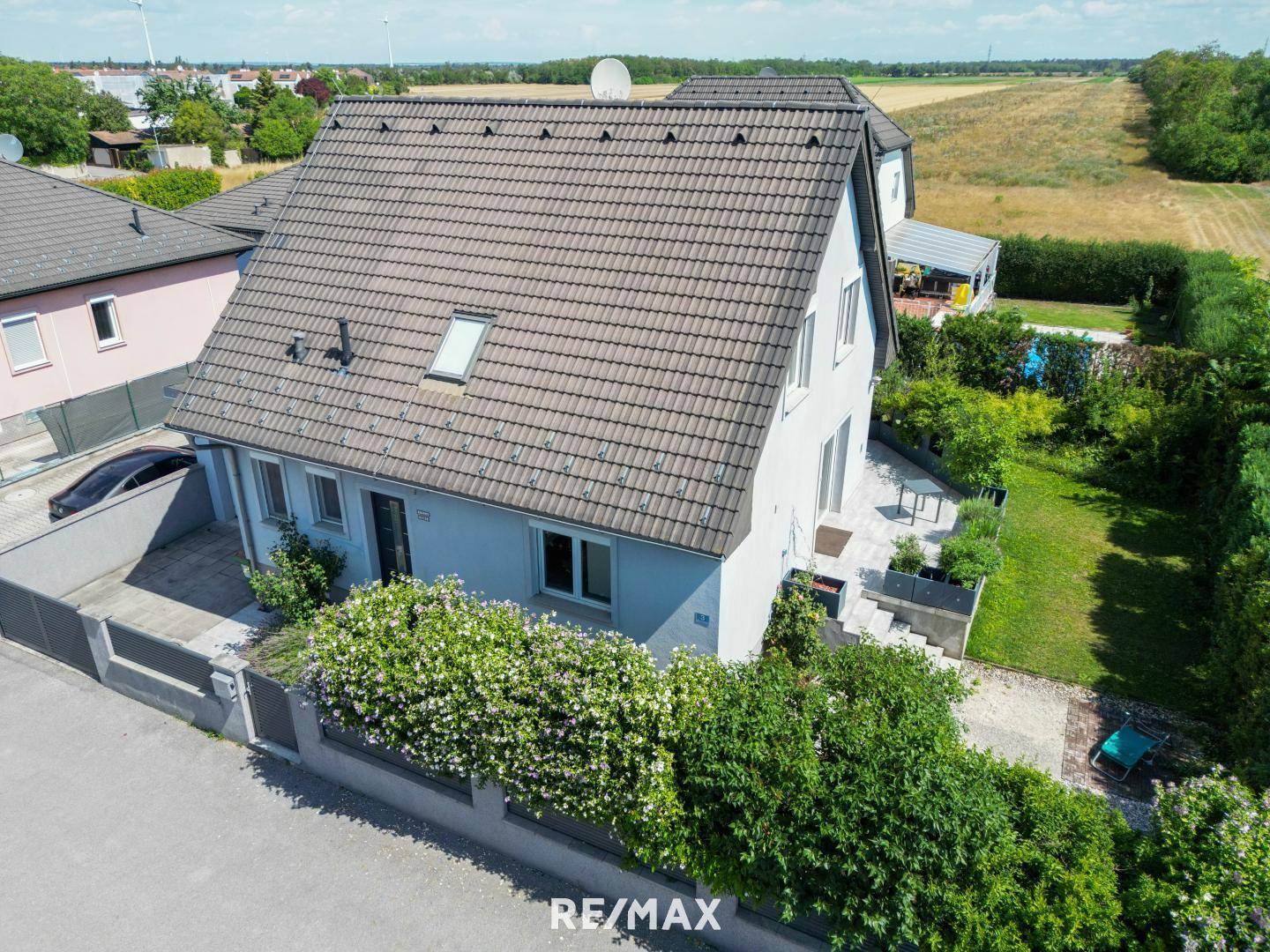 Gepflegte Familienwohnung in grüner ruhiger Lage mit Garage