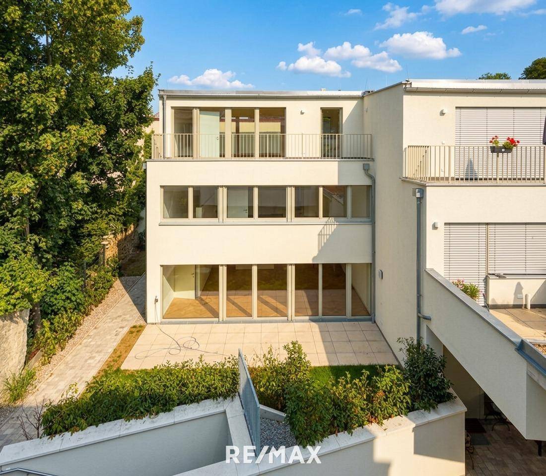 Familienwohnung mit großem Garten und Terrassen