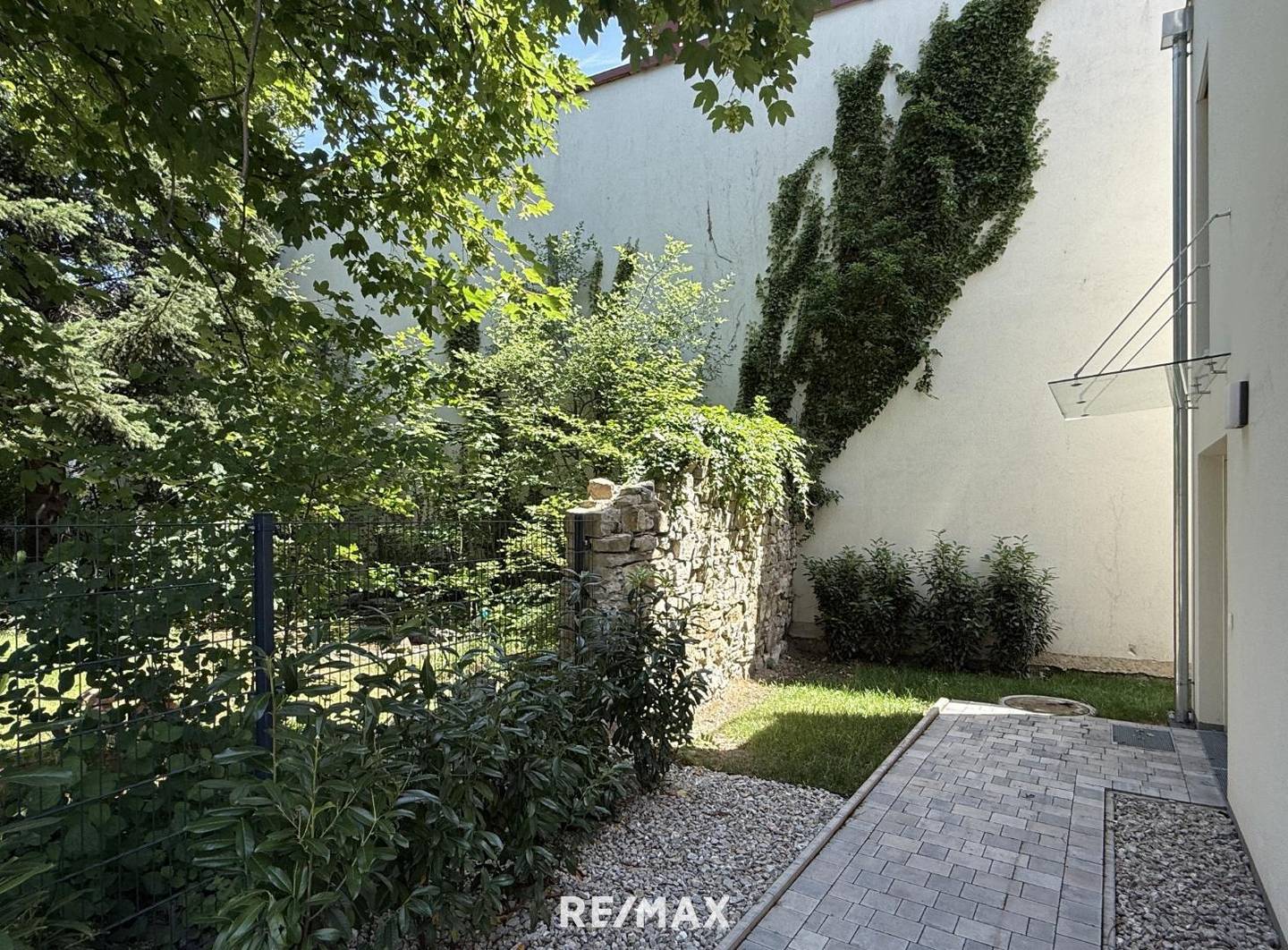 Familienwohnung mit großem Garten und Terrassen
