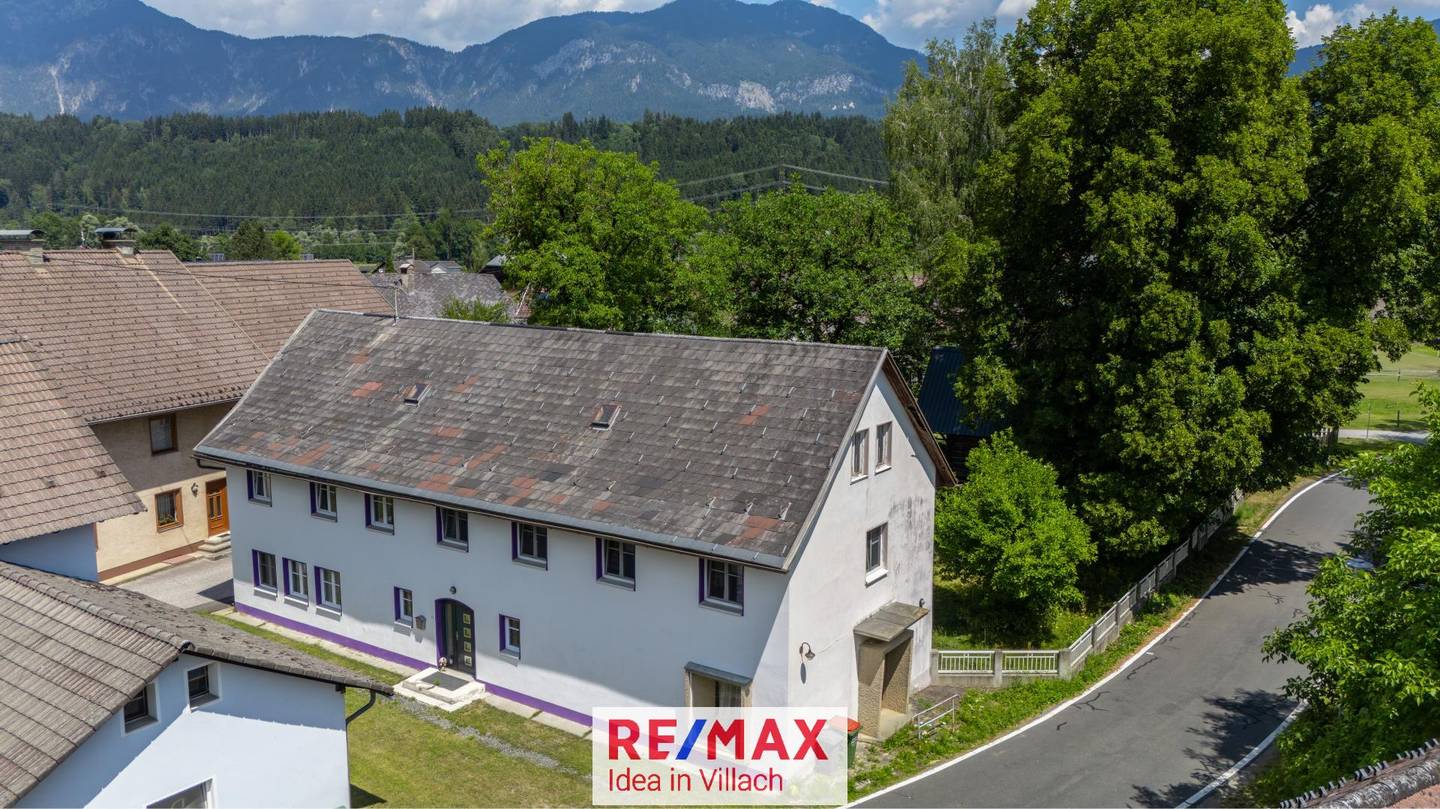 Renovierungsbedürftige Anlegerwohnung mit Bergblick