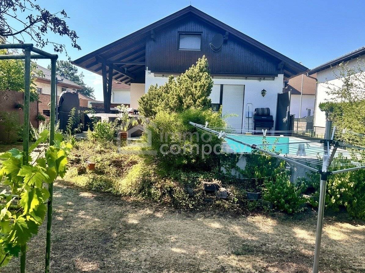 Traum-Bungalow in Gänserndorf mit Pool, Garten, Terrasse &amp; Carport – jetzt entdecken!