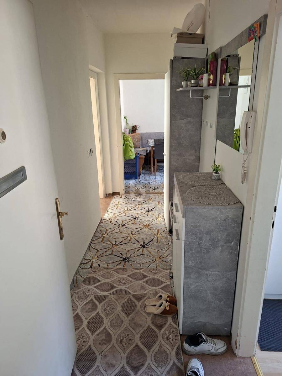 Wohnung mit Balkon und Keller in ruhiger grüner Lage