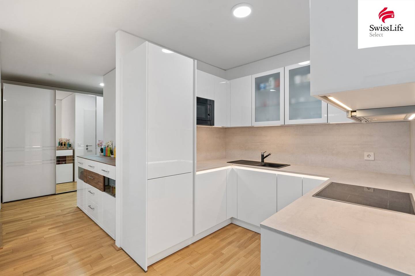 MARINA TOWER | Exclusive 3 Room Apartment | Loggia 13 m² | 5th Floor with Elevator