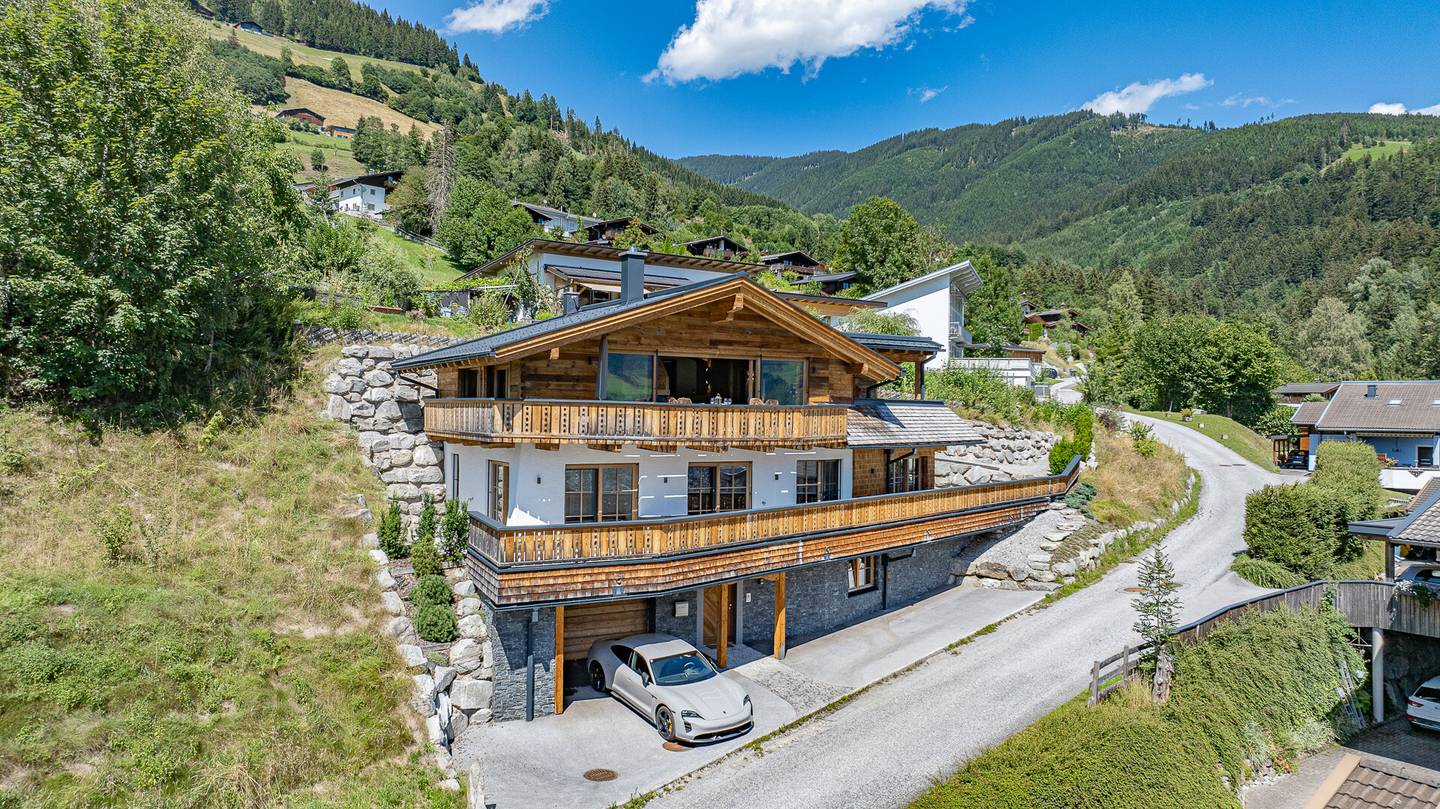 Ferienwohnung mit Panoramablick in Südhanglage und Aufzug