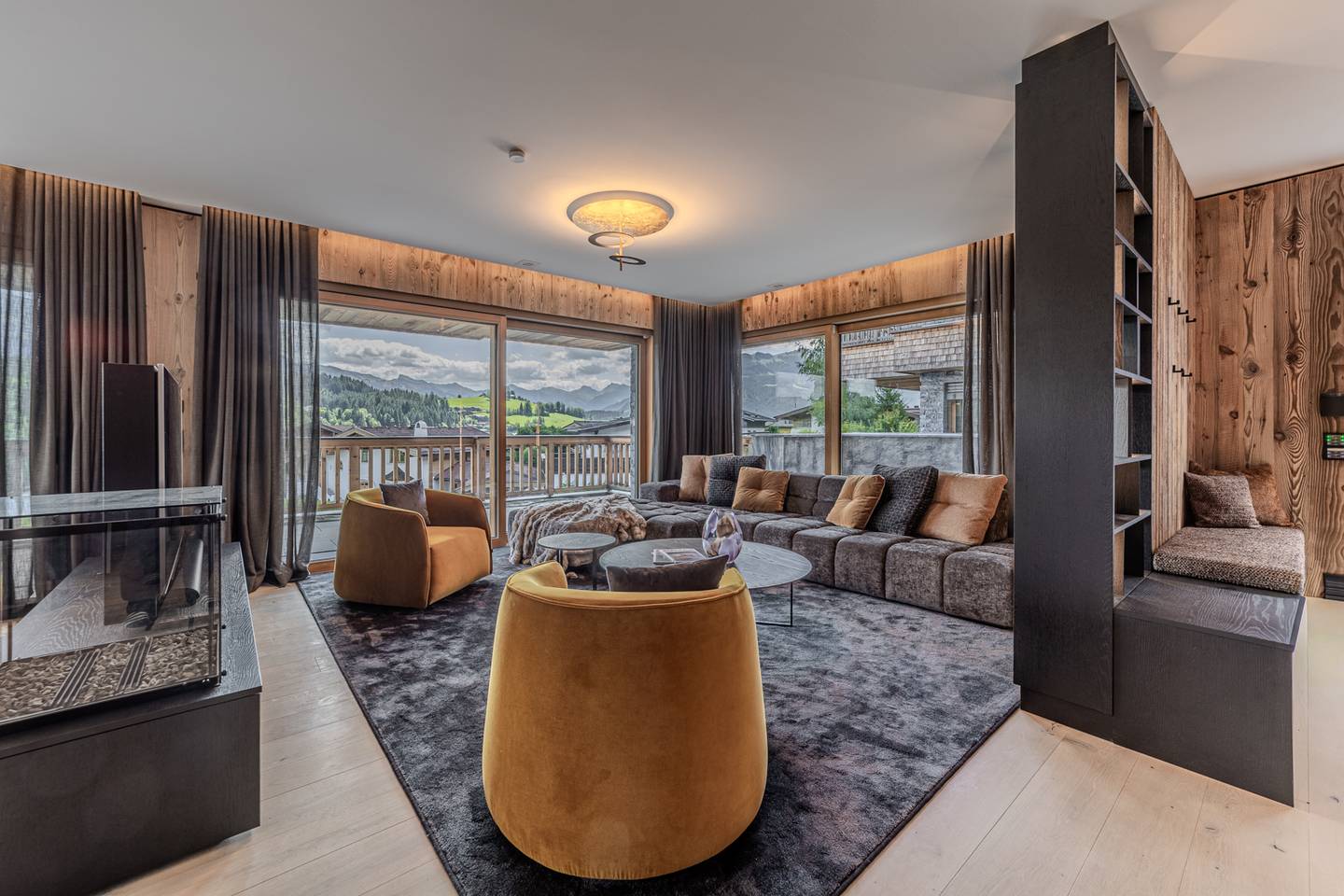 Maisonettewohnung mit Privatgarten und Tiefgarage