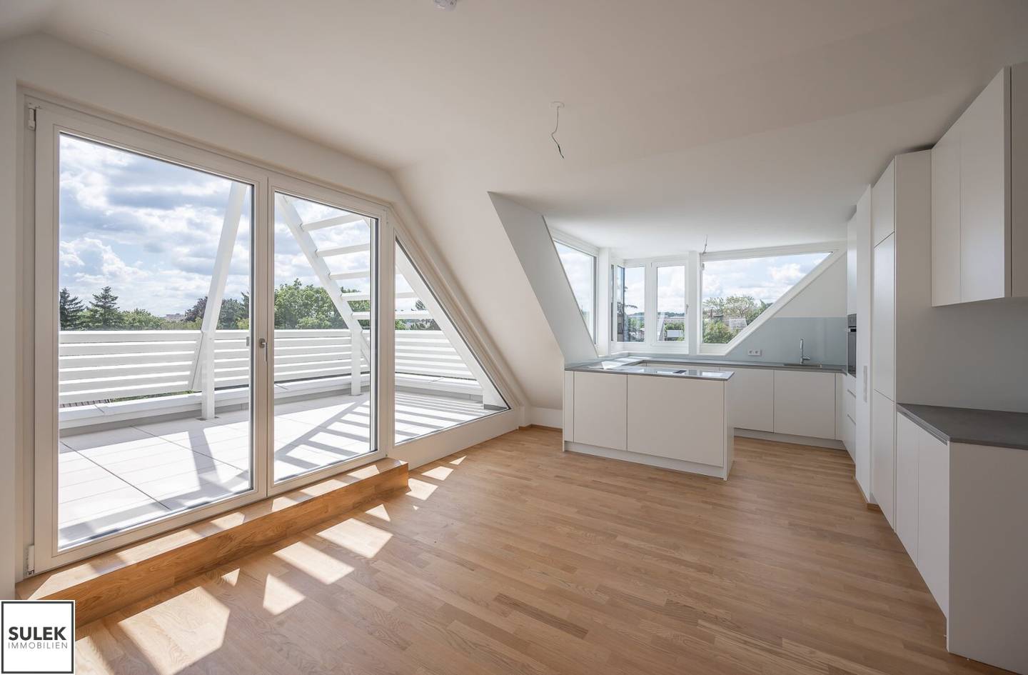 150 m² für höchste Wohnansprüche – exklusive Familienresidenz mit Dachterrasse | Rondelle XIV – Top 15
