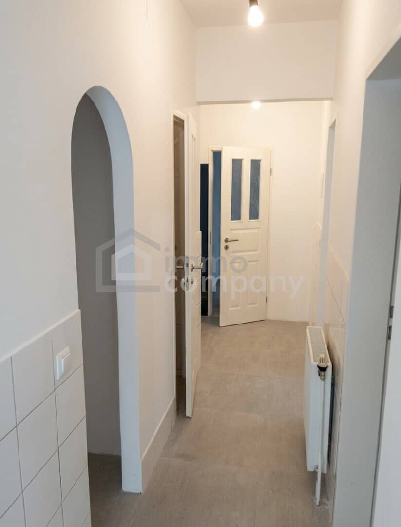 Wohnung frisch renoviert für Singles, Studenten, Anleger!