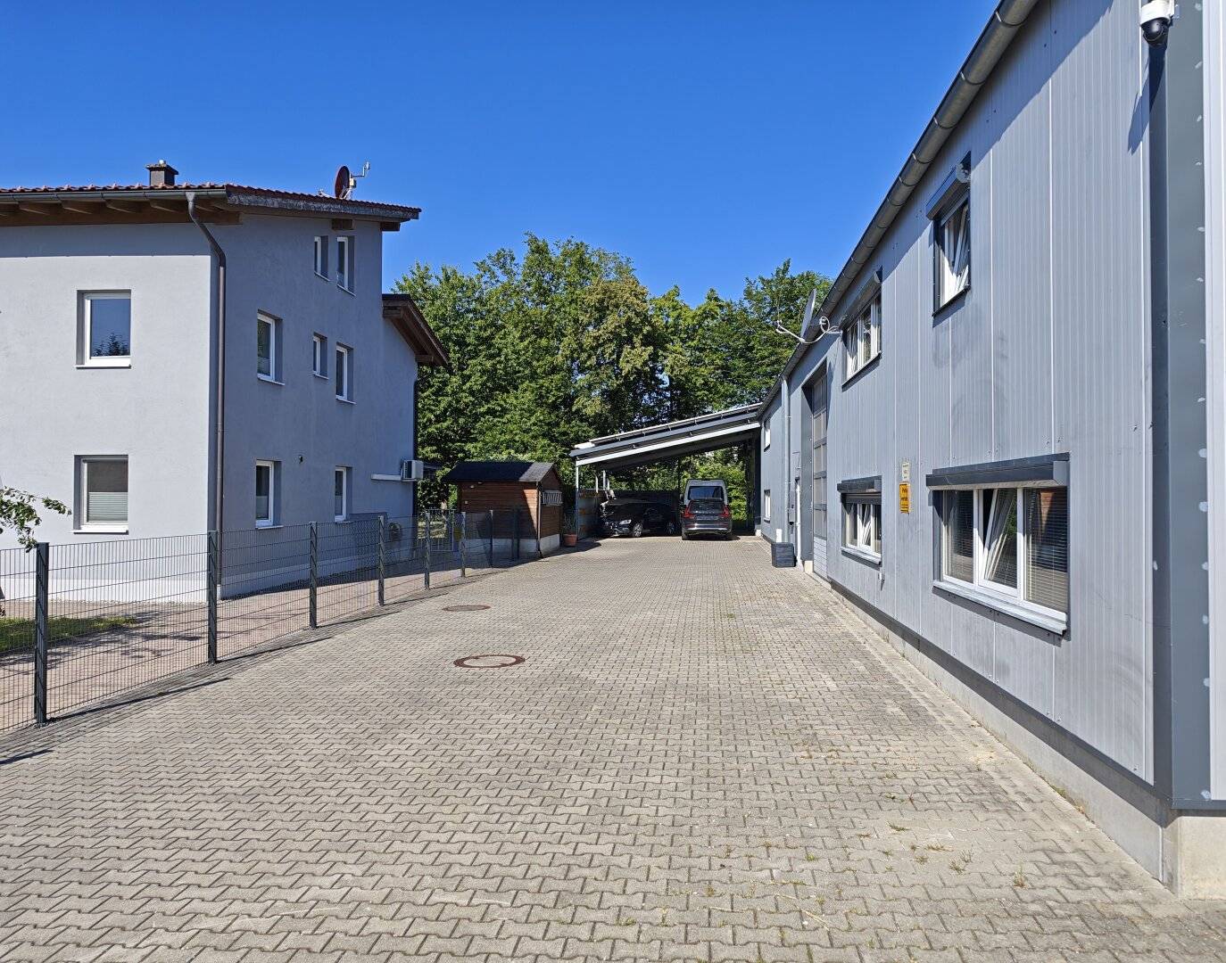 Well located commercial property with modern commercial hall and manager's house with 2 semi-detached houses