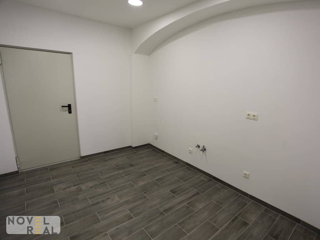 Renovated Commercial Space - Different Usage Possibilities