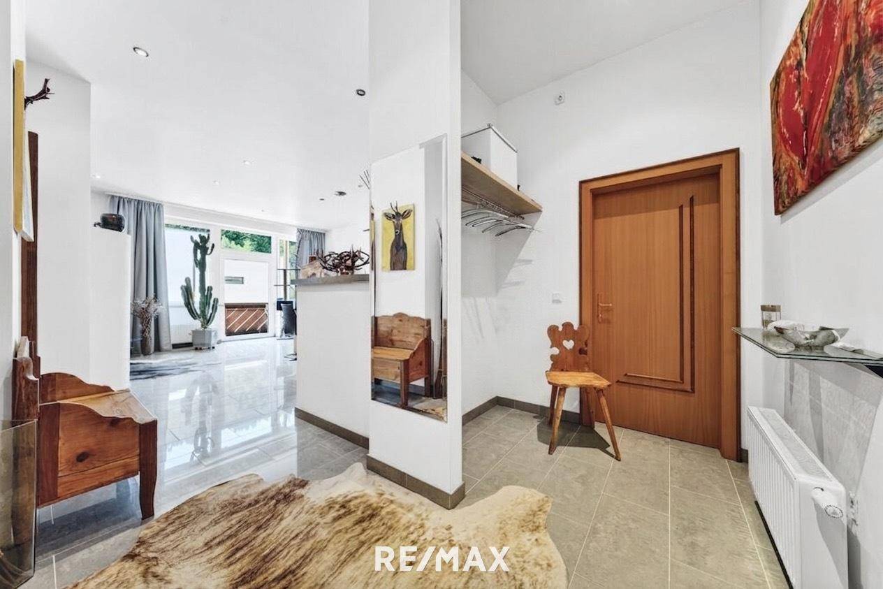Wohnung mit Kamin und Lift in guter Lage