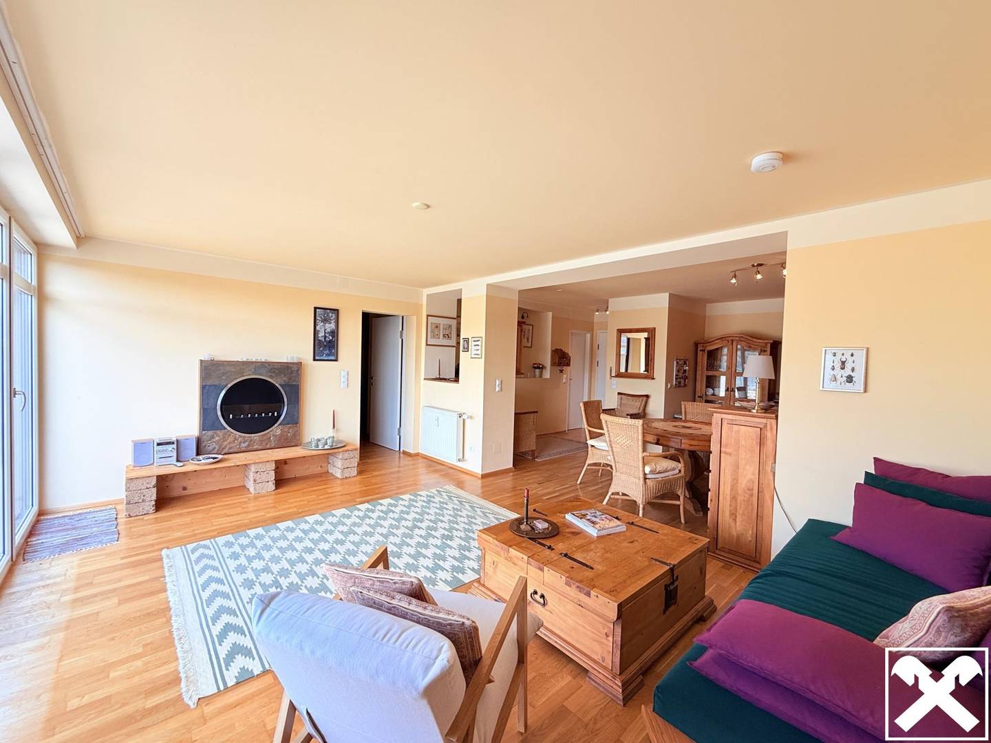 Apartment with panoramic terrace and lake view