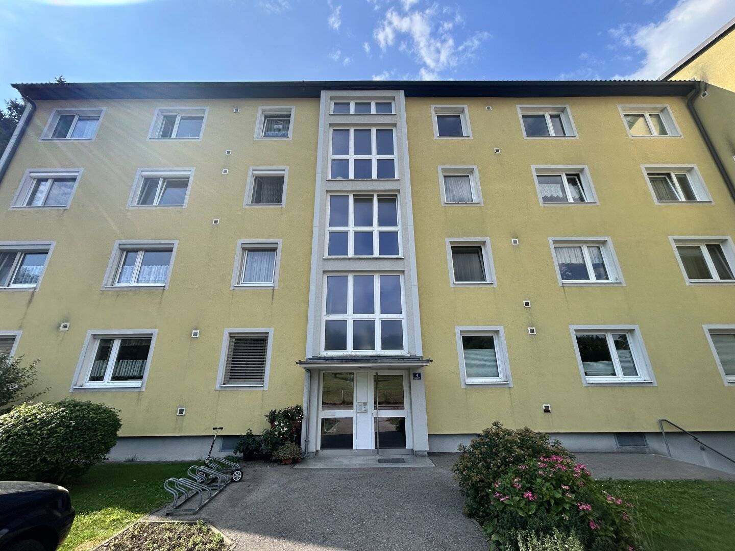 Helle  3-Zi Wohnung in Vöcklabruck mit Garten, Loggia &amp; Stellplatz – ca.84m² Komfort!