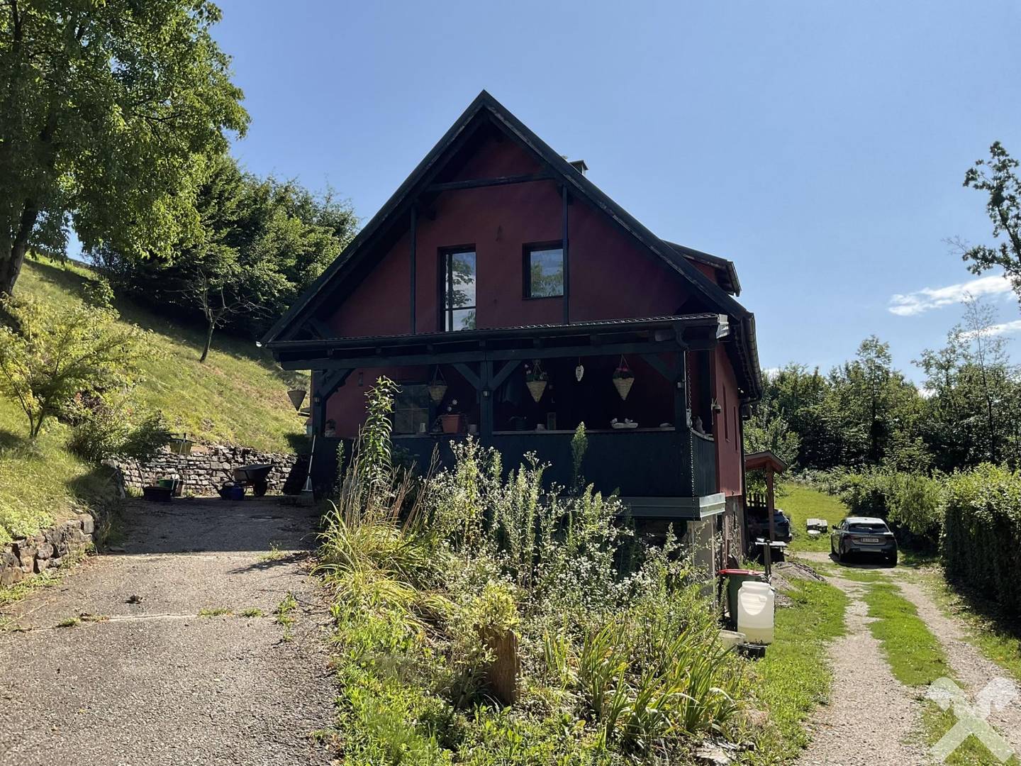 Saniertes Zuhause mit großem Garten Familienwohnung