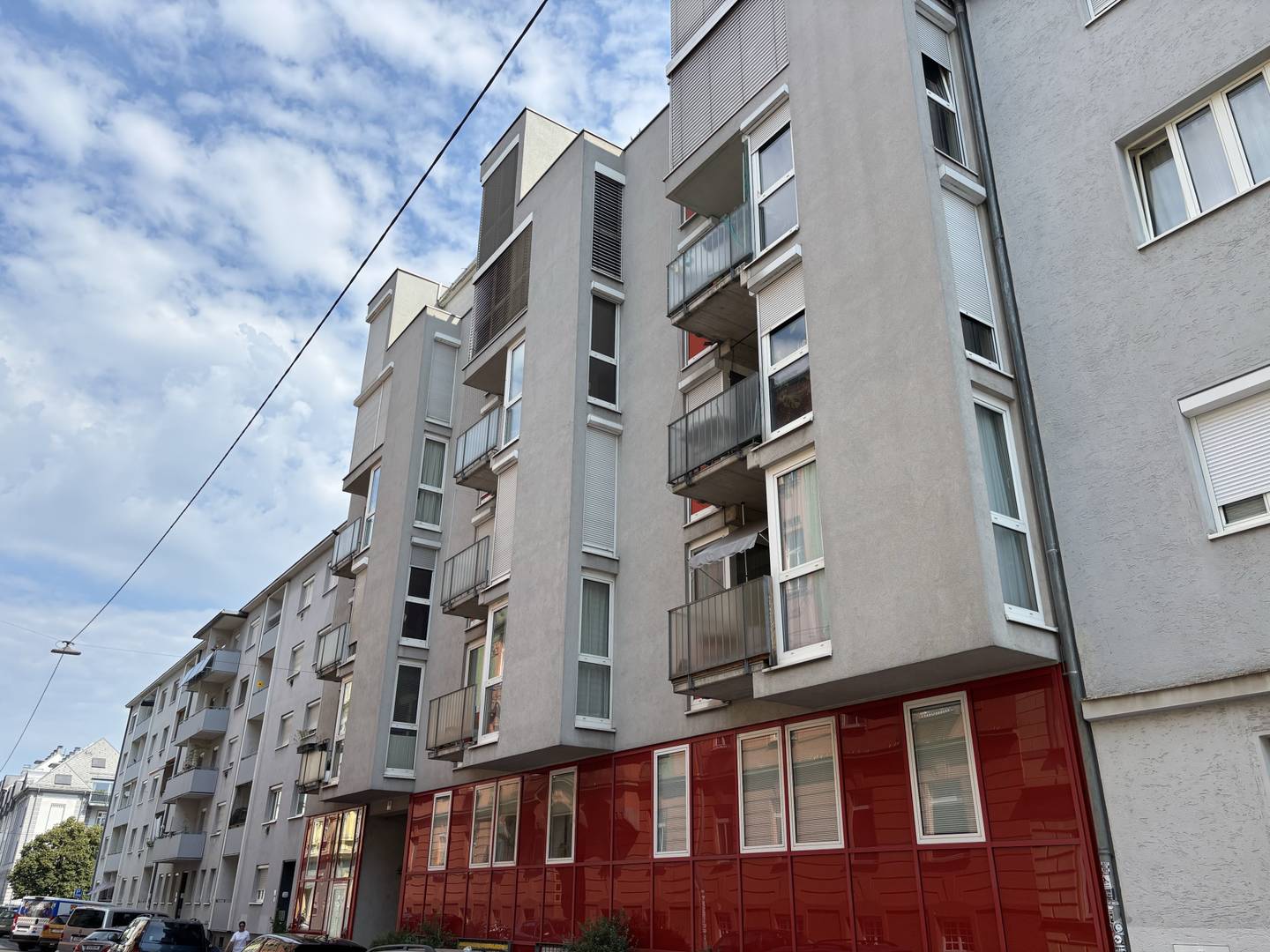 Zentrale Wohnung mit Loggia und Tiefgaragenstellplatz