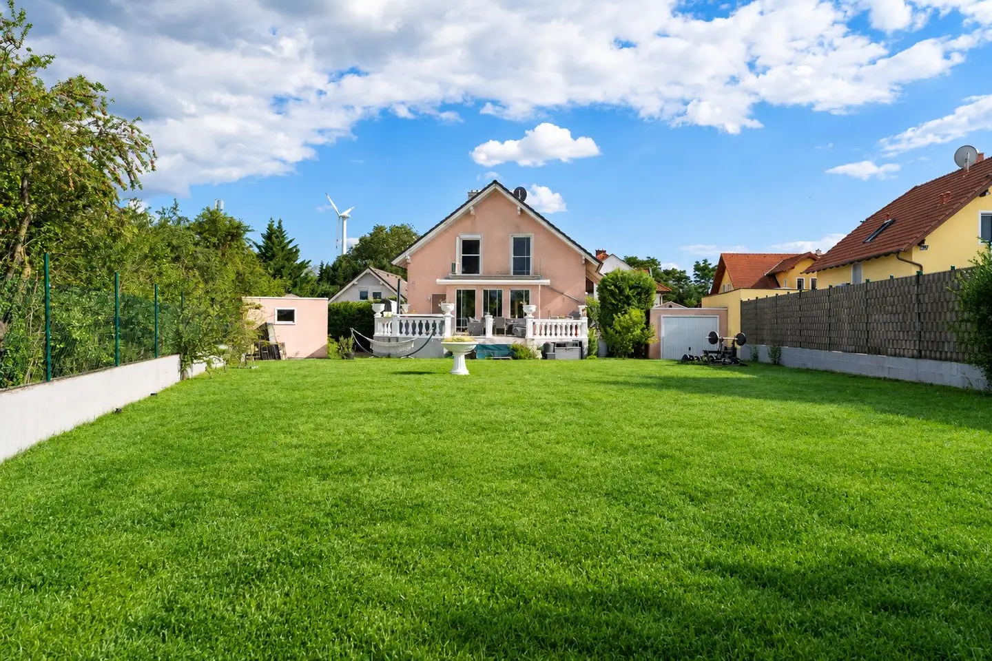 Tolles Einfamilienhaus in absoluter Ruhelage mit vielen Extras