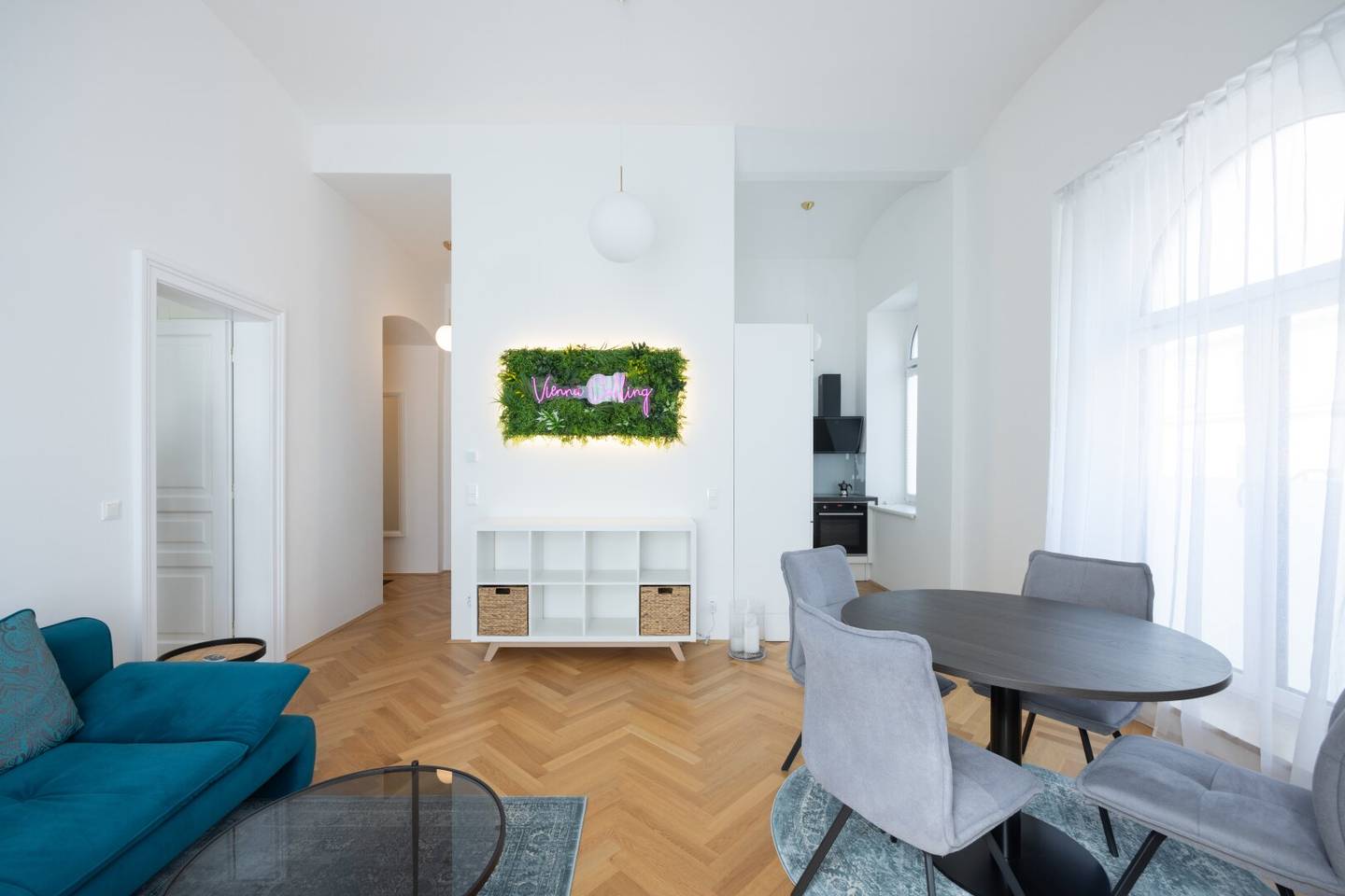 Stylish 2-room apartment in extensively renovated historic building