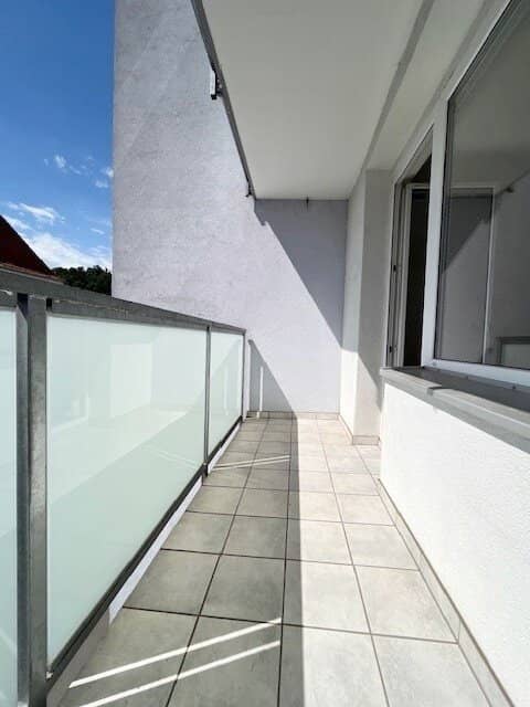STUDIO APARTMENT WITH SCHLOSSBERG VIEW