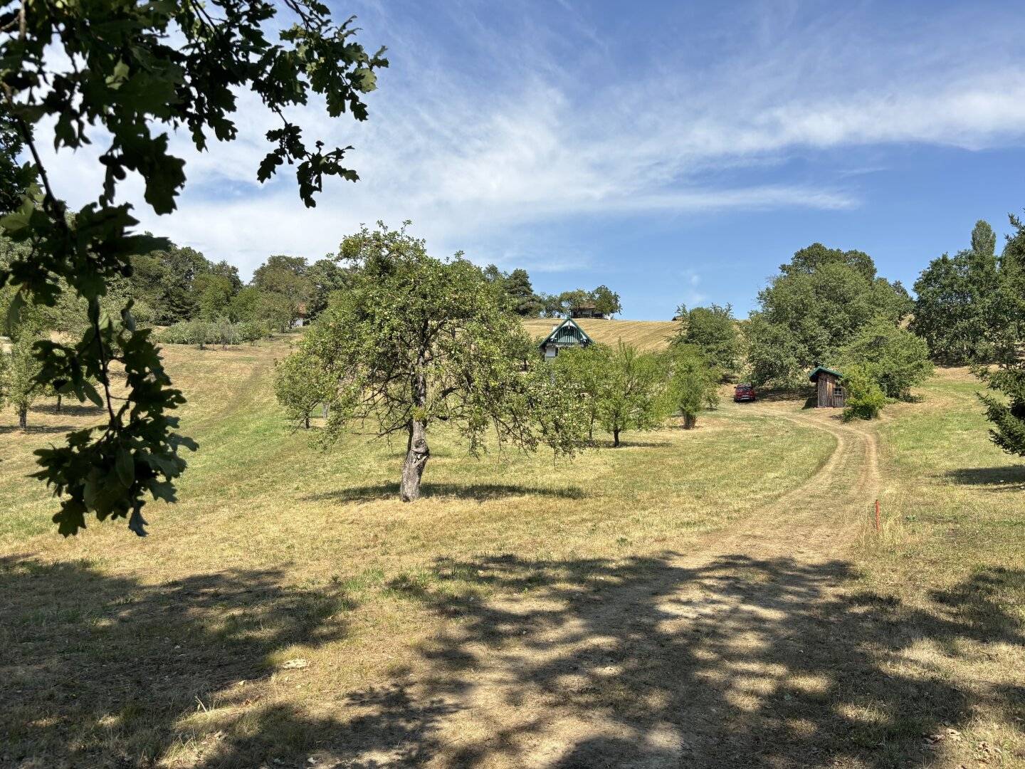 '' BEZAUBERNDES UNIKAT '' - Glasing ! Charismatisches Kellerstöckl in hinreissender Lage !! Gepflegtes Original mit ca. 10.500 m2 arrondiertem Eigengrund !!