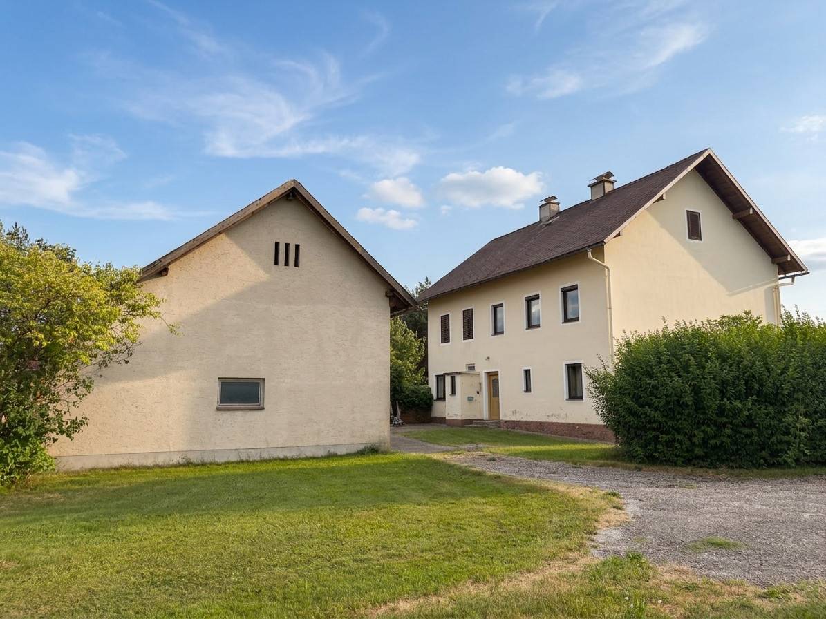 Former farmhouse with expansive garden Apartment