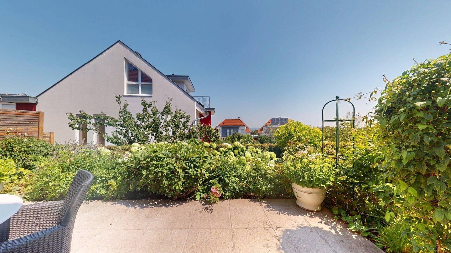 Neuwertiges Familienrefugium in Höhenlage mit Blick auf Wien