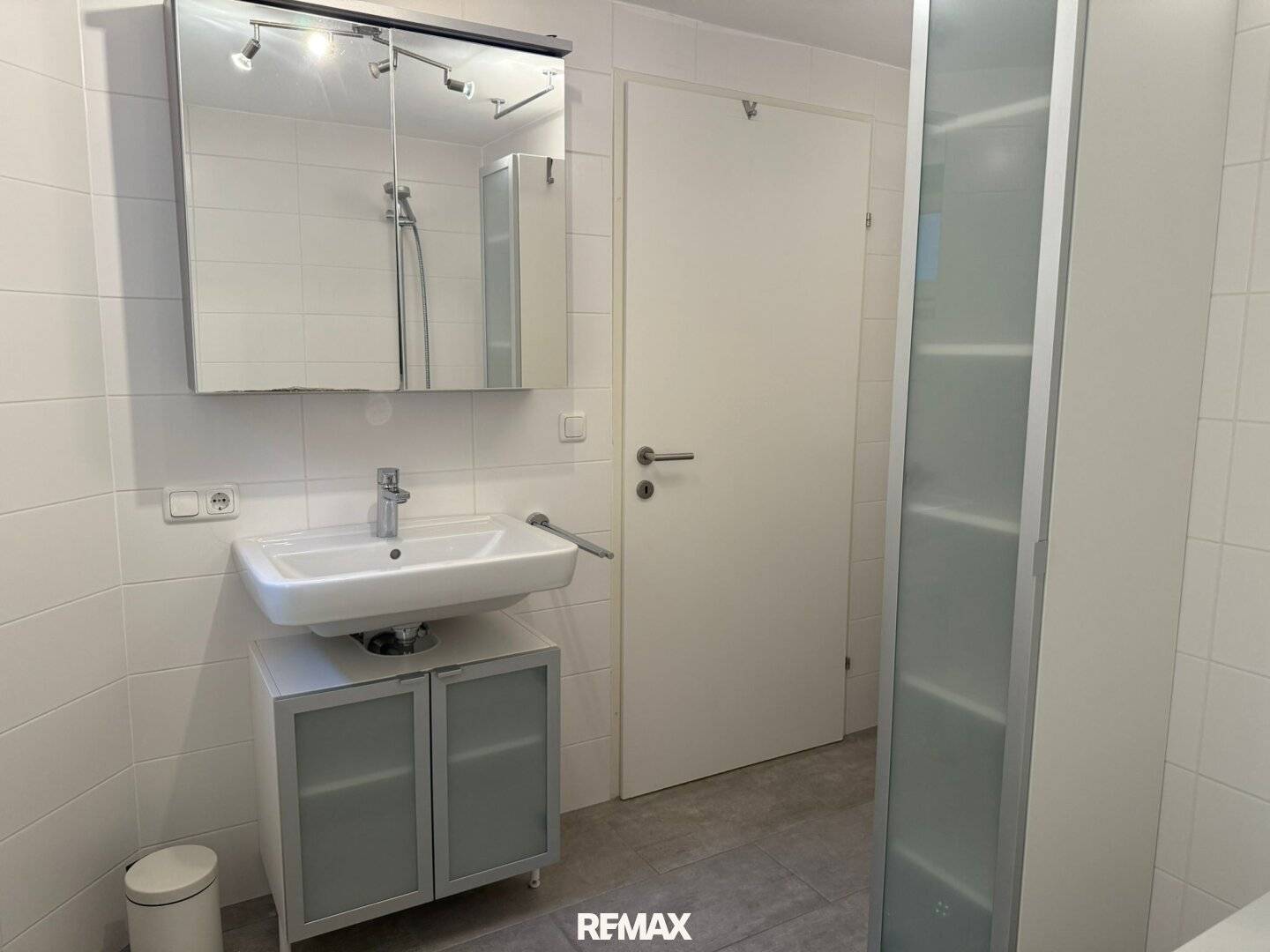 Quiet oasis in Kleinstrohheim – Spacious ground floor apartment with garden