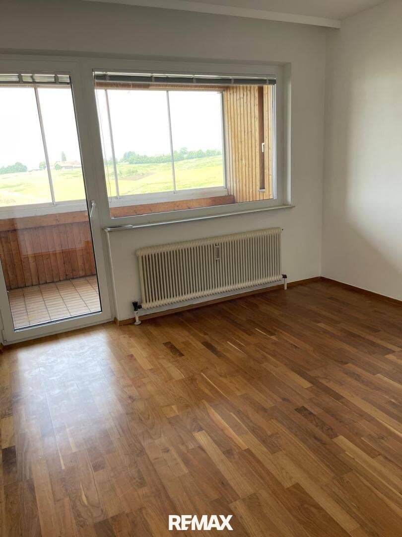 2-Zimmer-Wohnung mit Ausblick und neuer Küche