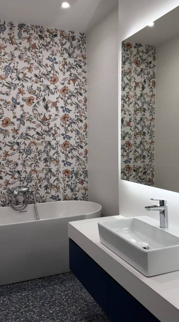 TOP LOCATION: FURNISHED 2.5 ROOM RENTAL APARTMENT IN THE 6TH DISTRICT