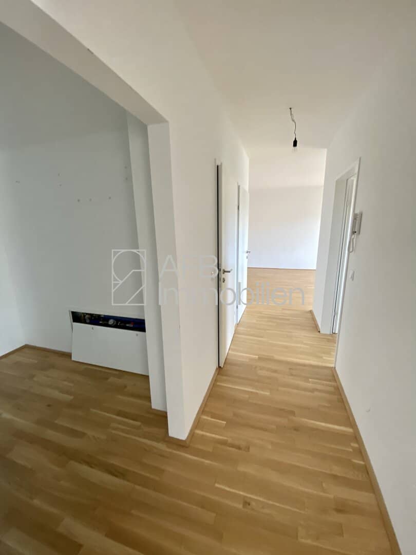 2 months rent free - 3-room cooperative apartment with large west balcony facing greenery near Don Bosco