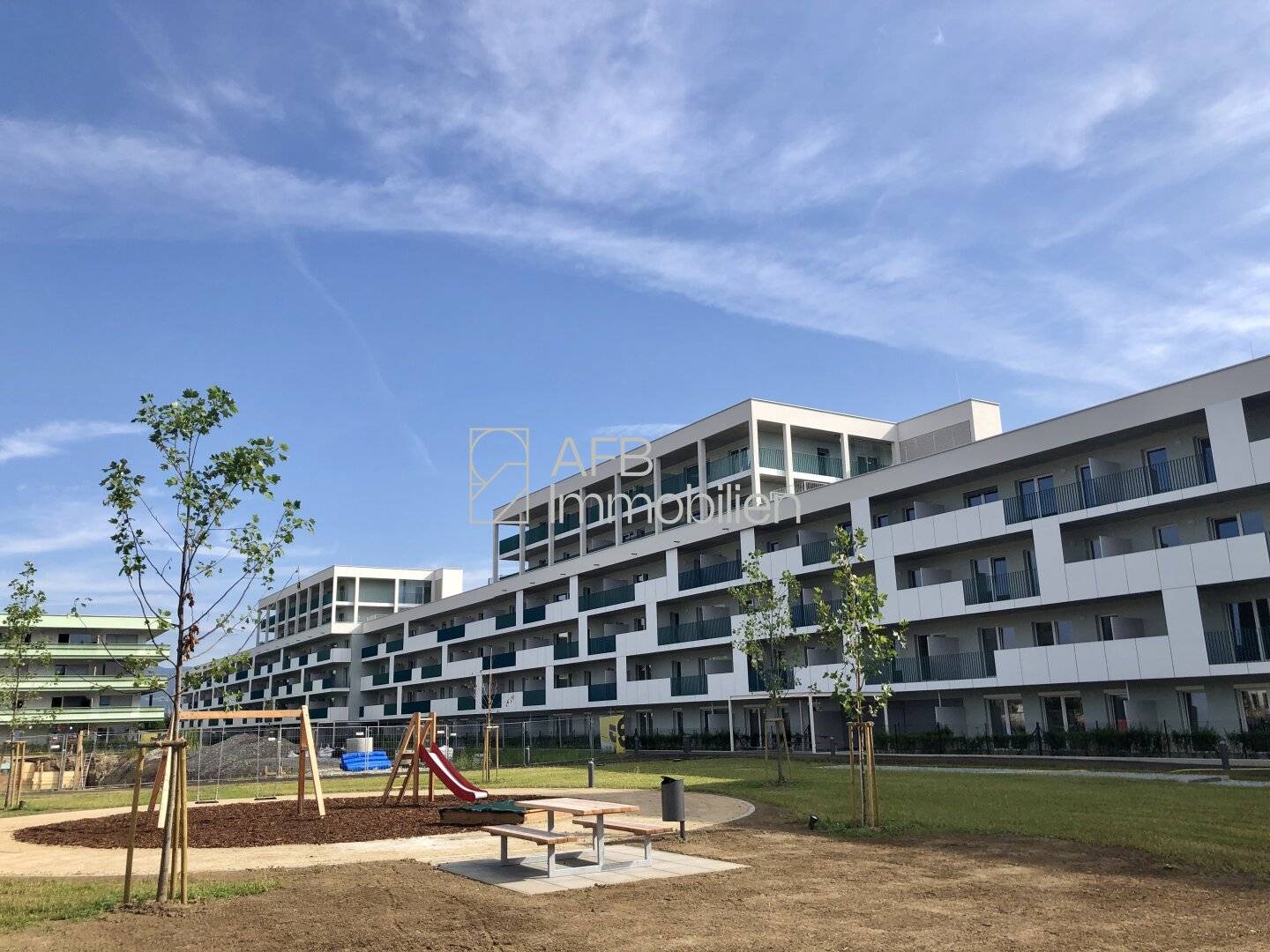 2 Monate mietfrei - 2-Zimmer-Genossenschaftswohnung mit großem Westbalkon, Nähe Don Bosco