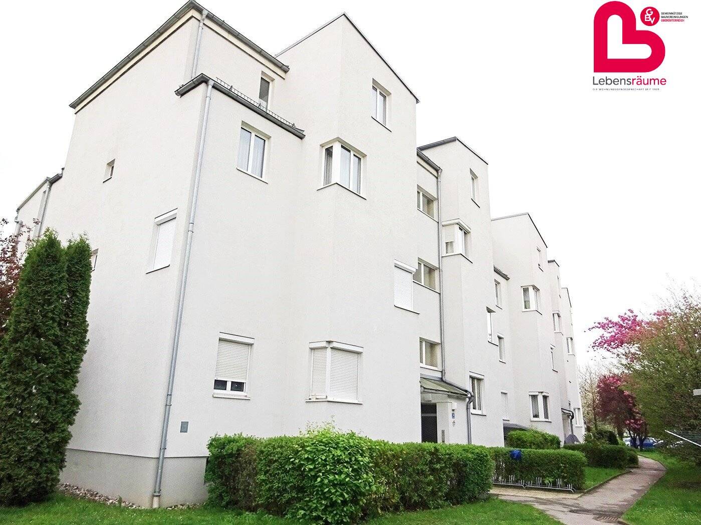 Nice 2-room apartment in Haid with loggia (WITHOUT ELEVATOR)