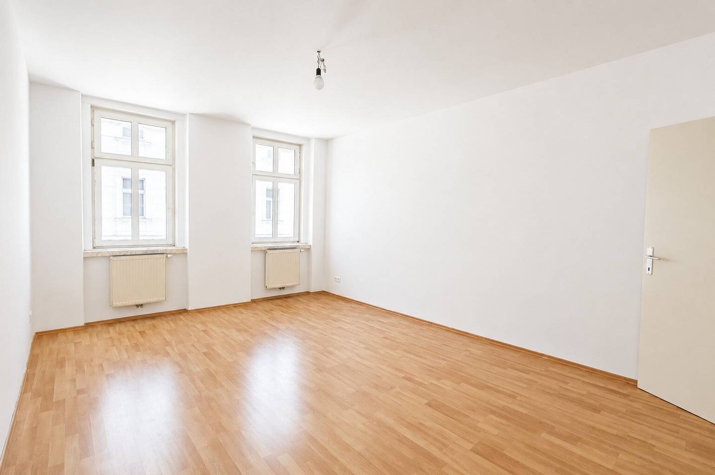 spacious 1-room apartment in quiet location