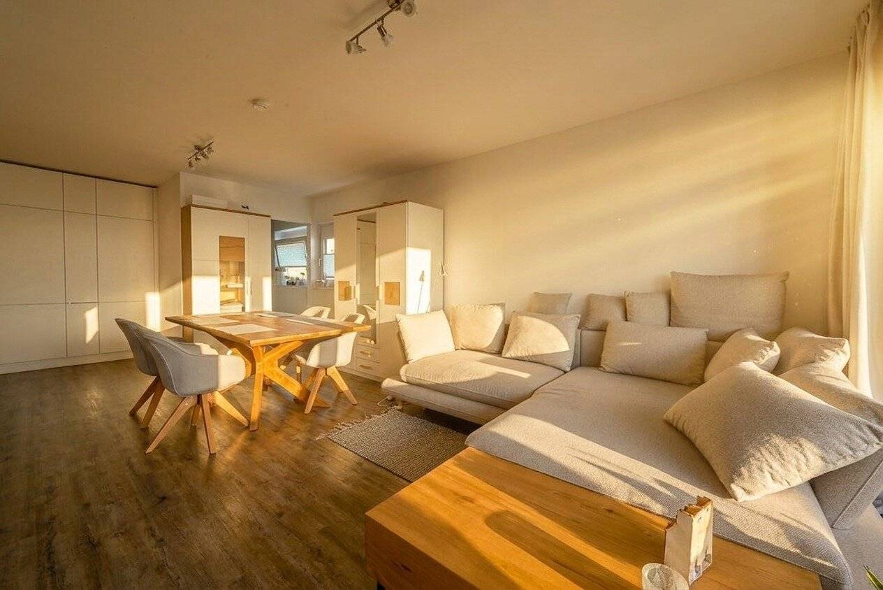 Modern 2-room apartment with balcony and garage in Kufstein, dream apartment in the most central location