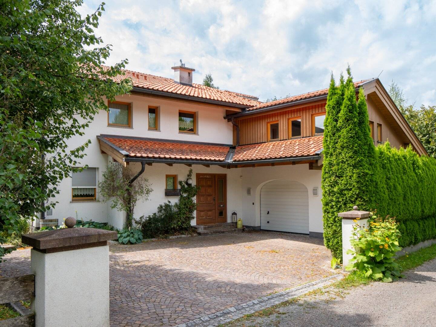 Wohnen in traumhafter Ruhelage – Einfamilienhaus mit großem Grundstück und herrlichem Garten