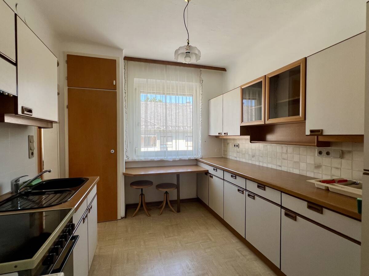 Helle Wohnung mit Balkon und optionaler Möblierung