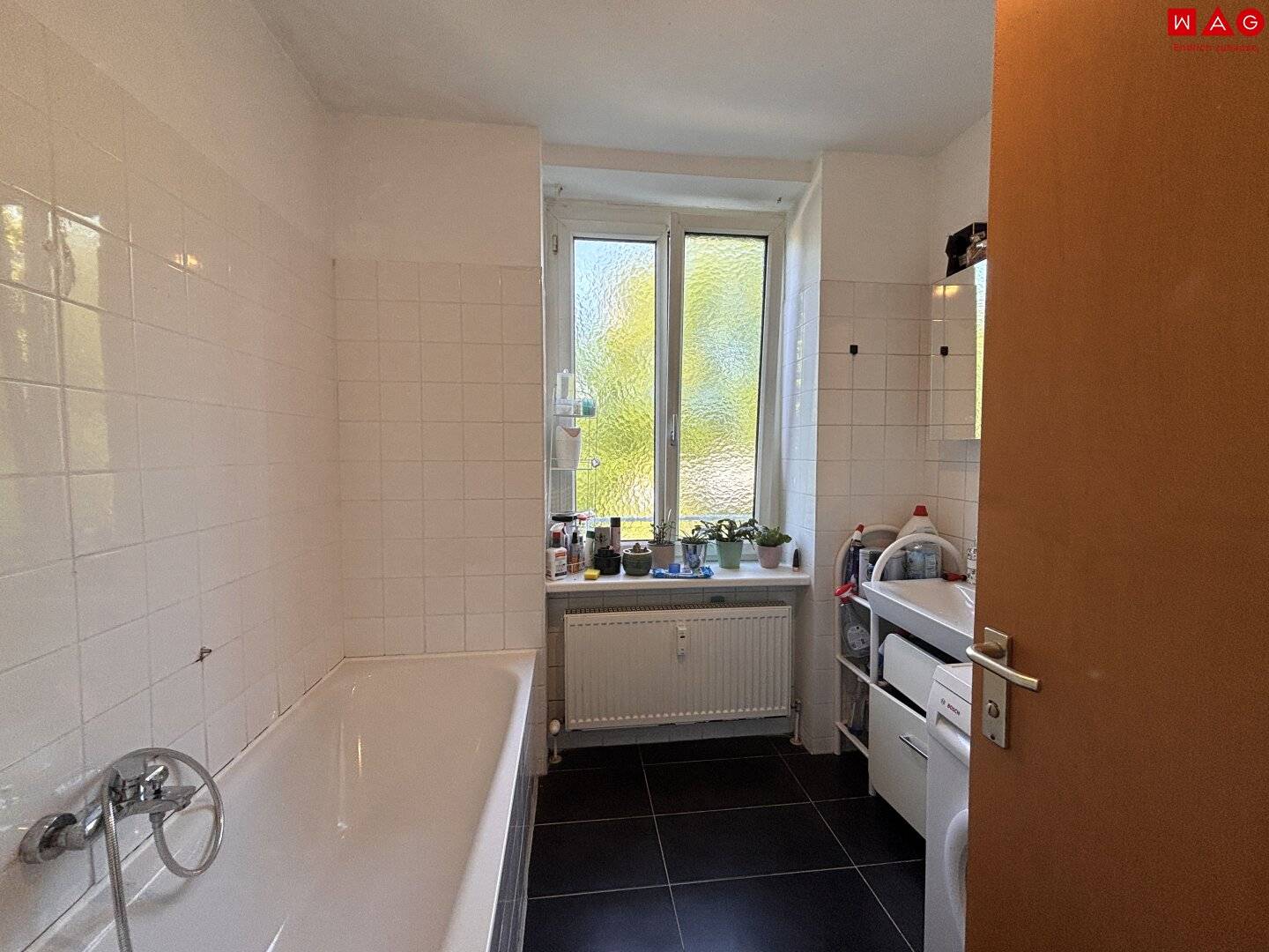 Family-friendly 3.5-room apartment with separate kitchen, dining veranda and small balcony in Linz/Ebelsberg Move-in from 01.09.2026