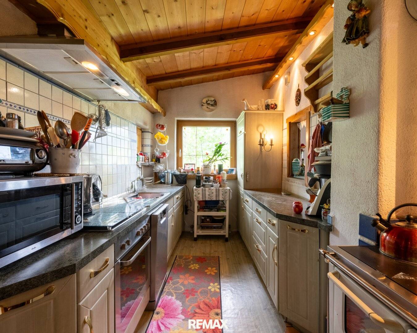 NEU! Sonnige Aussichtslage am Weerberg: Wohnhaus mit Charme, Garten und viel Potenzial